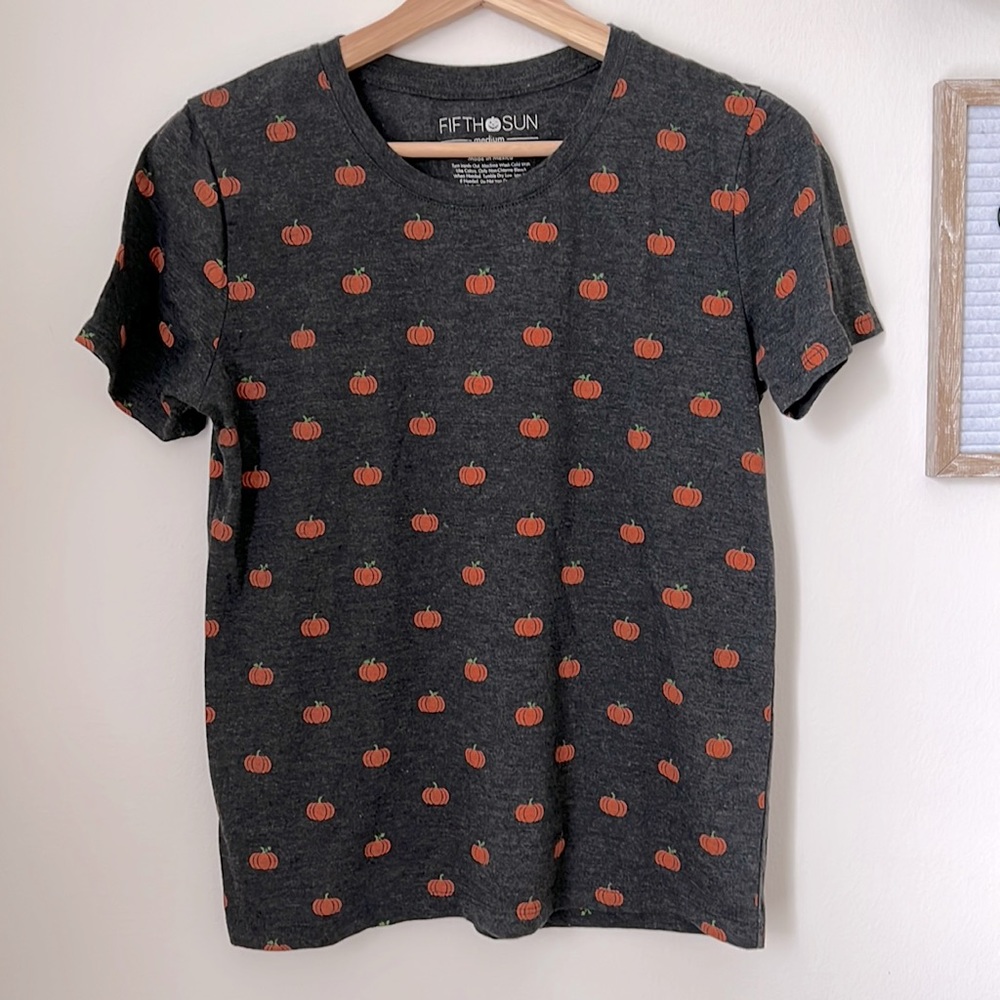 Pumpkin Print Graphic Tee